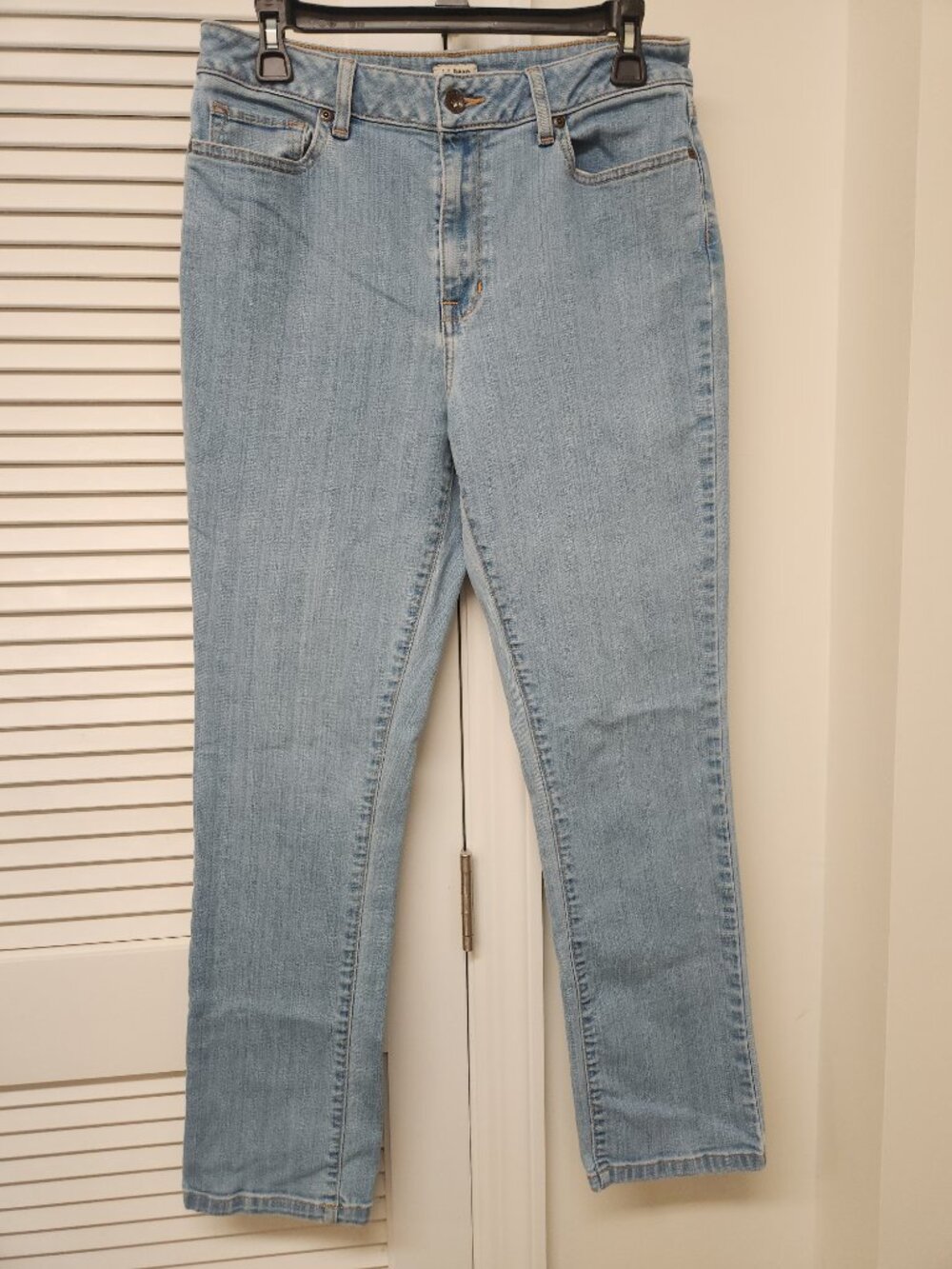 LL Bean Classic Fit Women's Jean Size 10 30x29 stretch straight Mainer